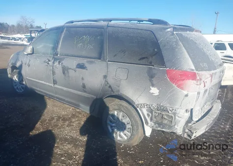2007 Toyota Sienna Le z USA, uszkodzony, nr VIN 5TDZK23CX7S065710